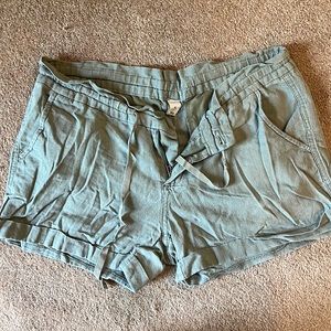 Old Navy Linen Shorts